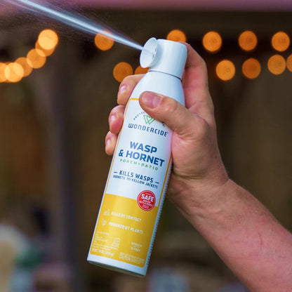Wondercide® Long-Reach Wasp + Hornet Spray – 10 oz