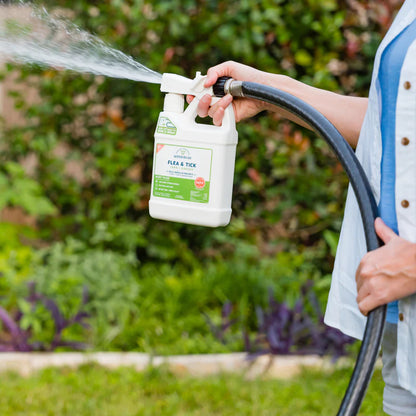 Wondercide® Flea & Tick Yard + Garden | 32 oz RTU + Concentrate